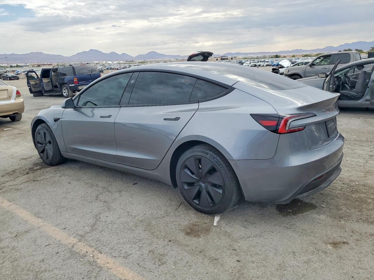 5YJ3E1EA5SF889954 · 2025 TESLA MODEL 3 · 2/12