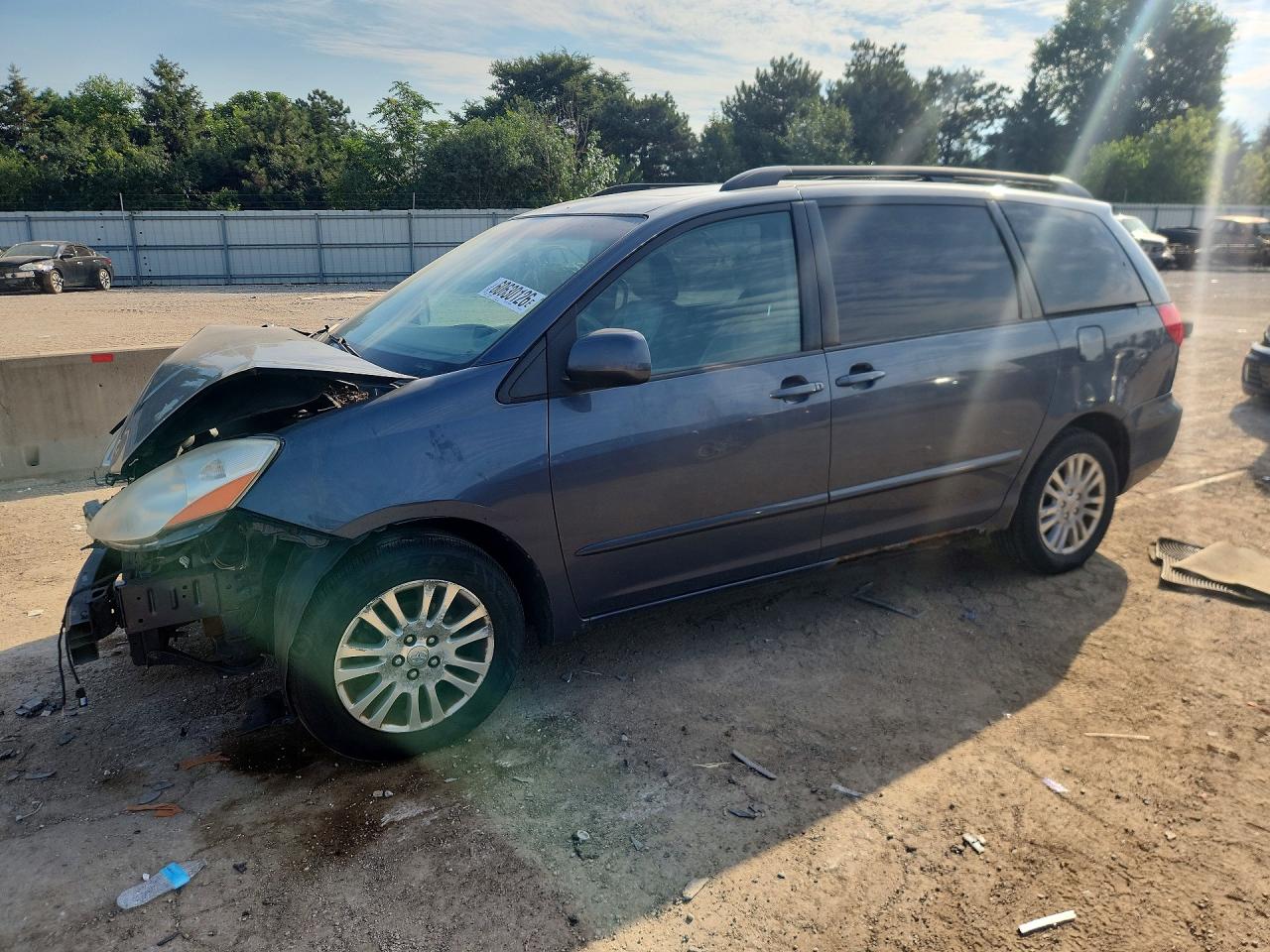 5TDZK22CX9S258234 · 2009 TOYOTA SIENNA