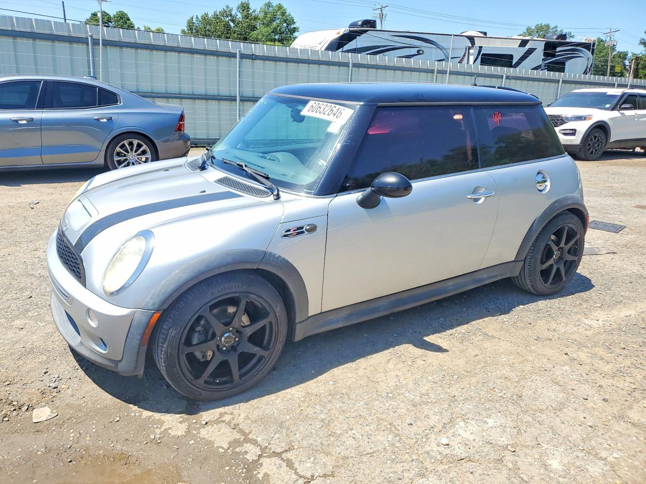 WMWRE33474TD82492 · 2004 MINI COOPER