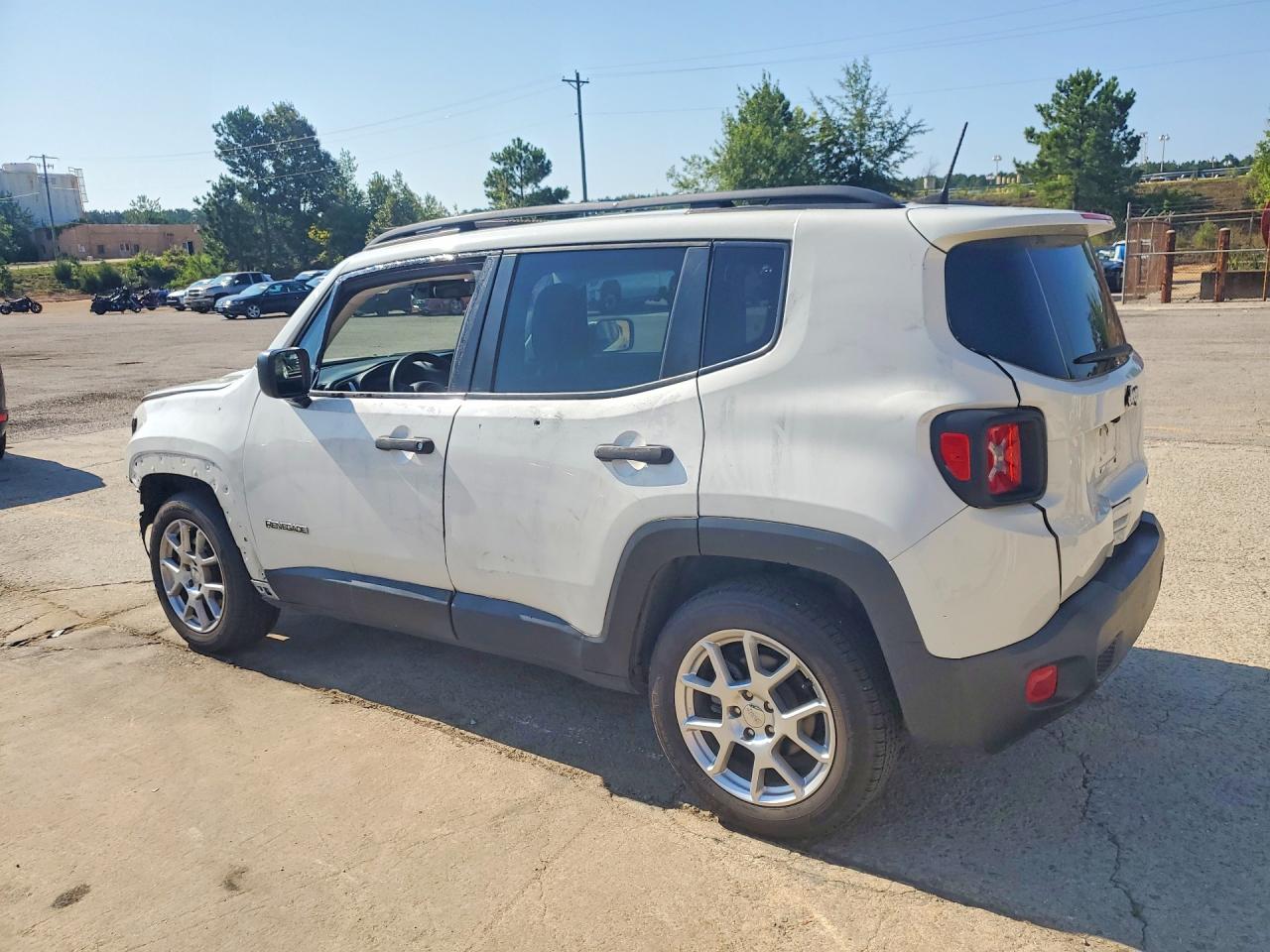 ZACNJAAB3KPK06948 · 2019 JEEP RENEGADE · 2/13