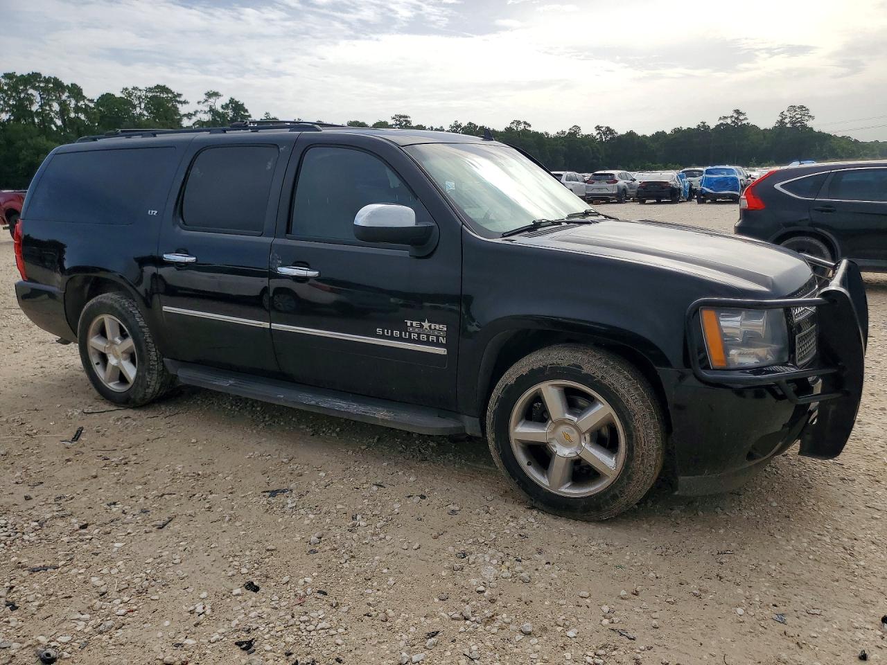 1GNSCKE00BR347712 · 2011 CHEVROLET SUBURBAN · 4/13