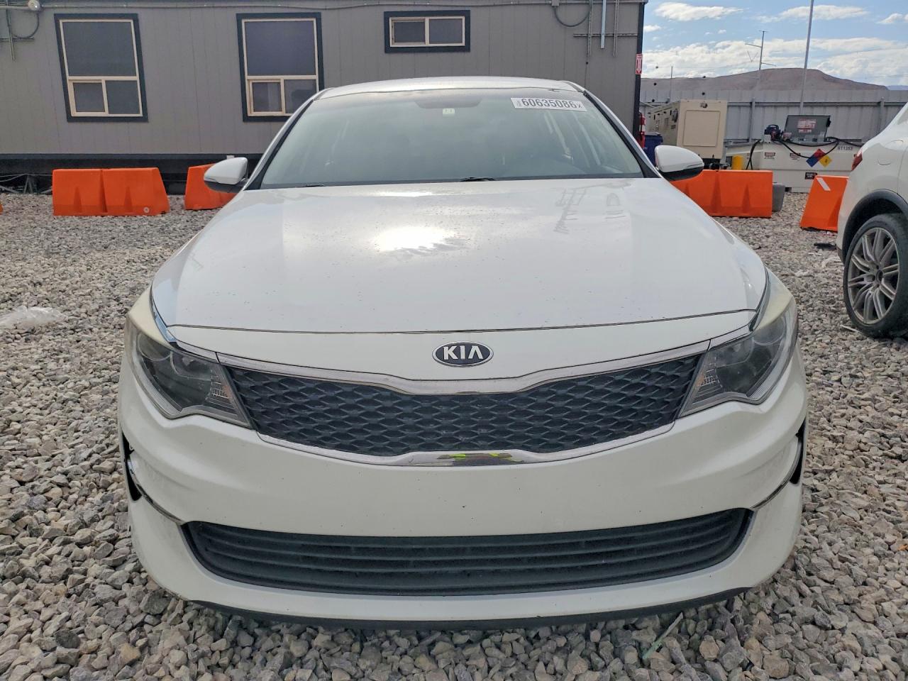 5XXGT4L30HG140840 · 2017 KIA OPTIMA · 5/12