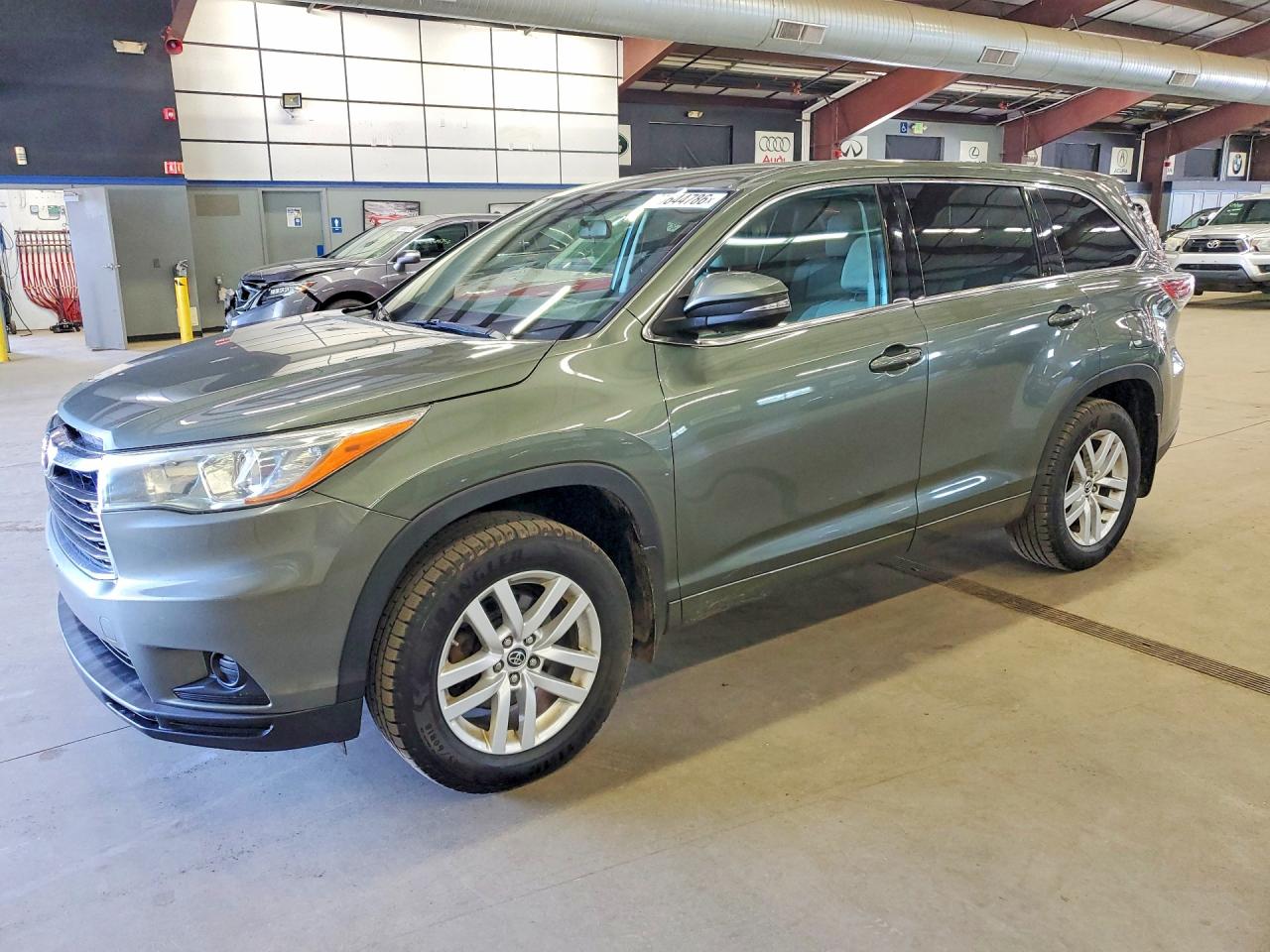 5TDBKRFH2GS269323 · 2016 TOYOTA HIGHLANDER