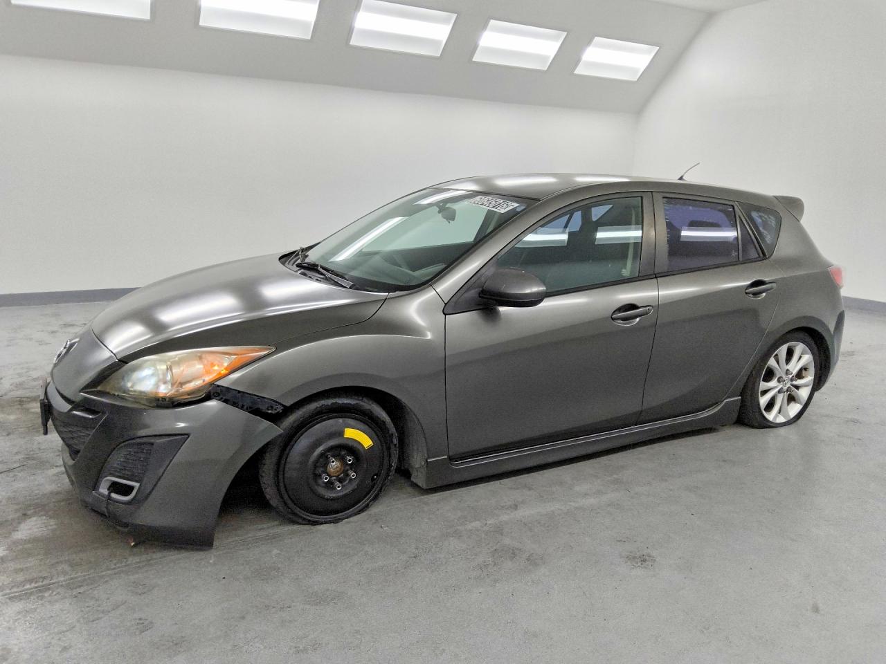 JM1BL1K69B1451268 · 2011 MAZDA 3