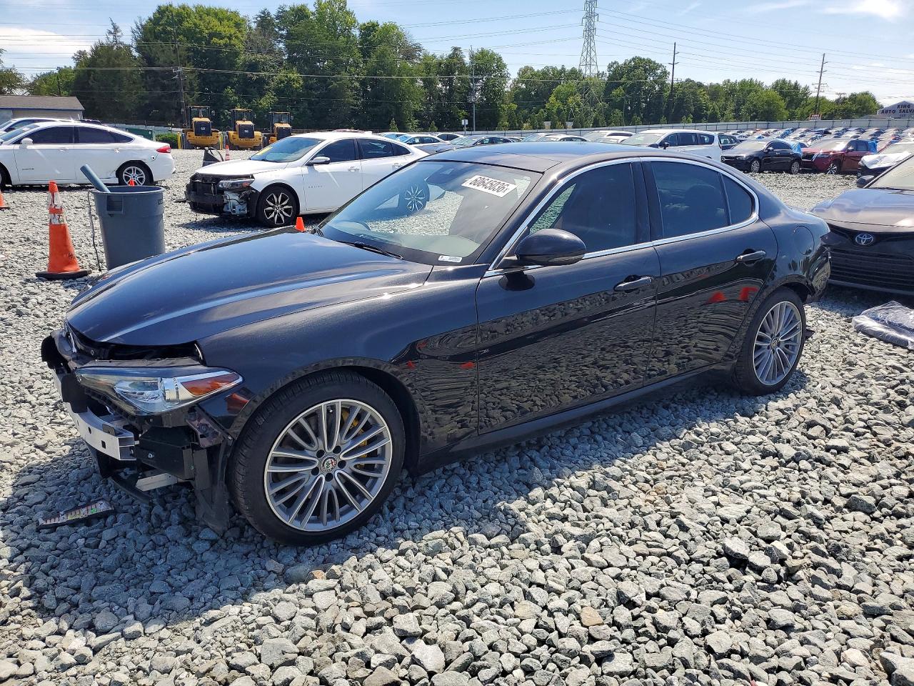ZARFAMBNXK7612049 · 2019 ALFA ROMEO GIULIA