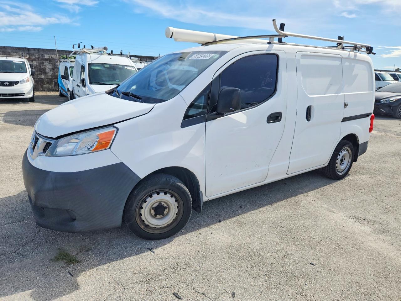 3N6CM0KN4HK697572 · 2017 NISSAN NV200