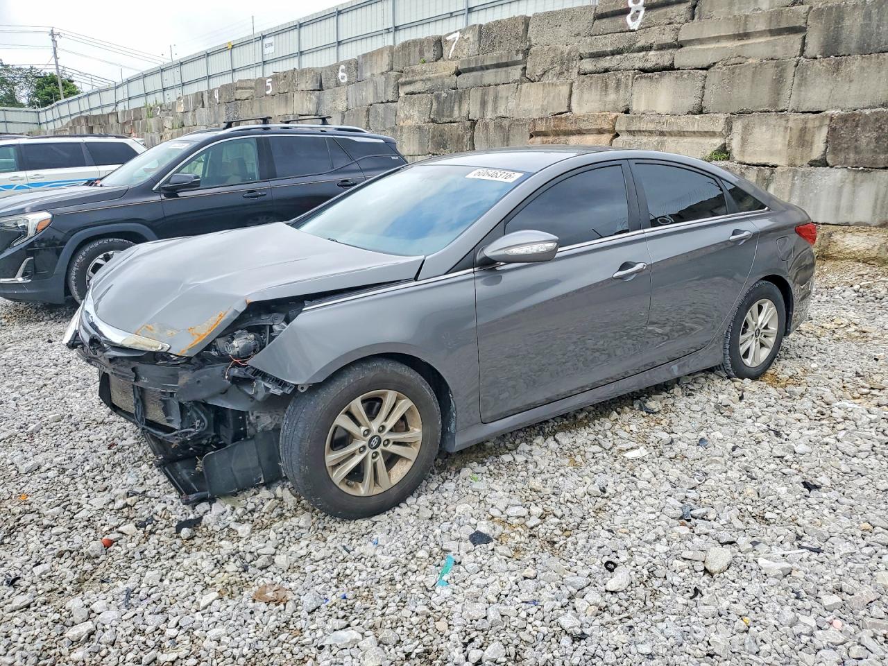 5NPEB4AC6EH899165 · 2014 HYUNDAI SONATA