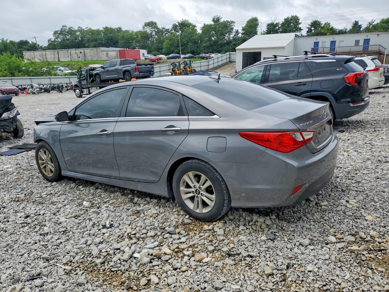 5NPEB4AC6EH899165 · 2014 HYUNDAI SONATA · 2/12