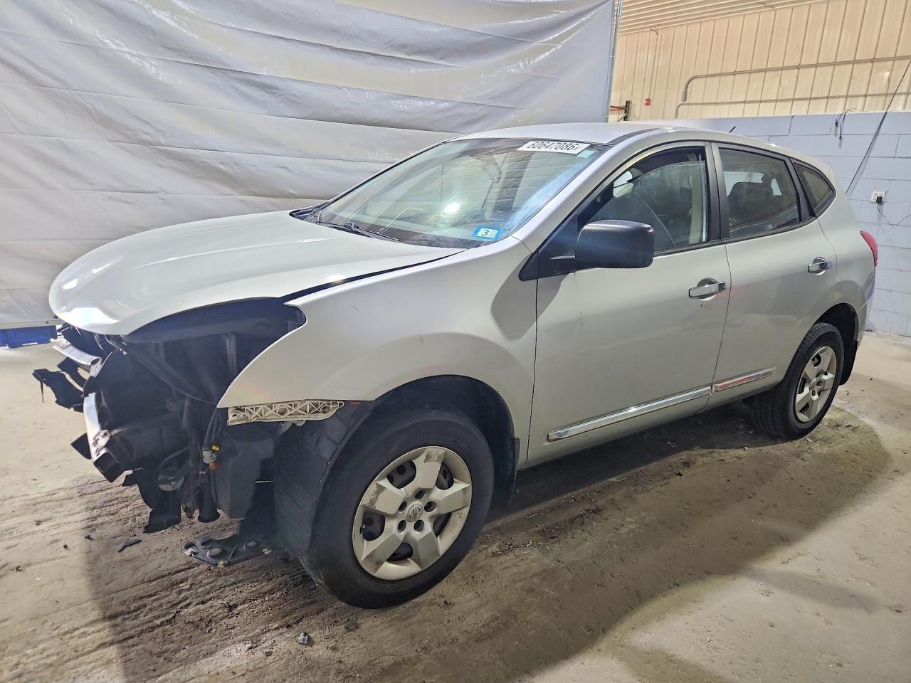 JN8AS5MVXFW754440 · 2015 NISSAN ROGUE SELECT