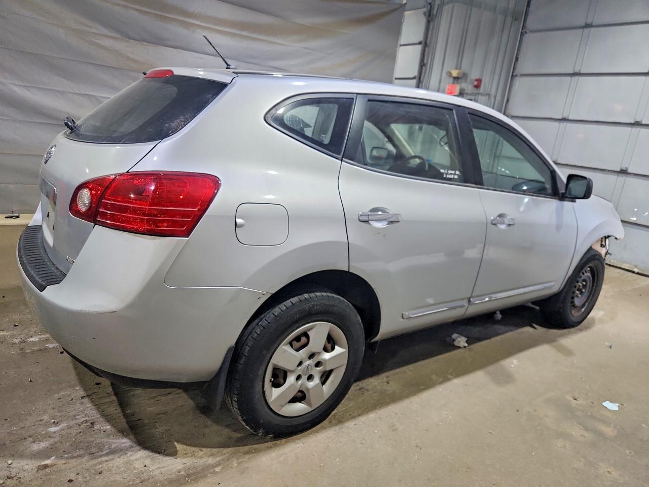 JN8AS5MVXFW754440 · 2015 NISSAN ROGUE SELECT · 3/13