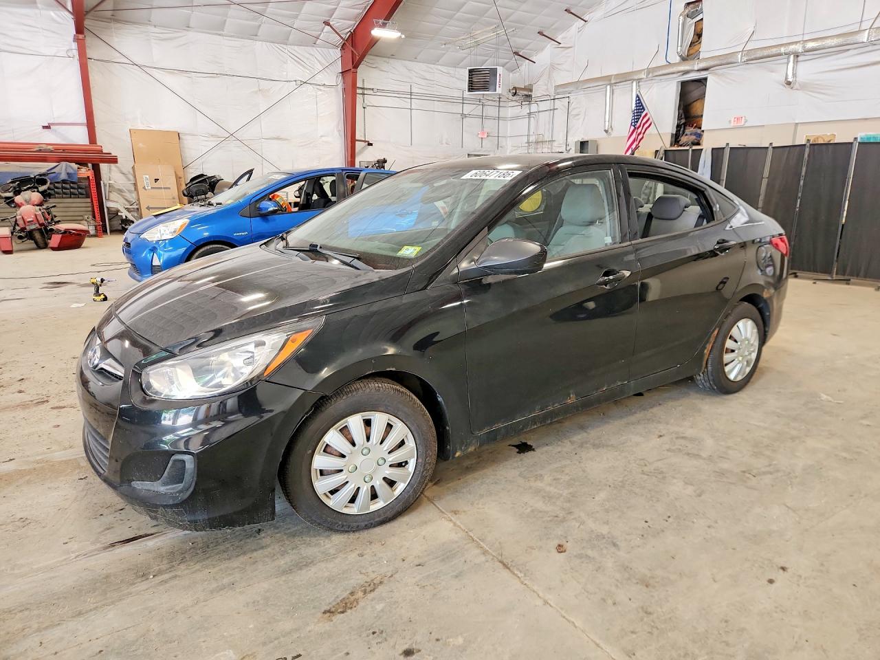KMHCT4AE1DU298333 · 2013 HYUNDAI ACCENT