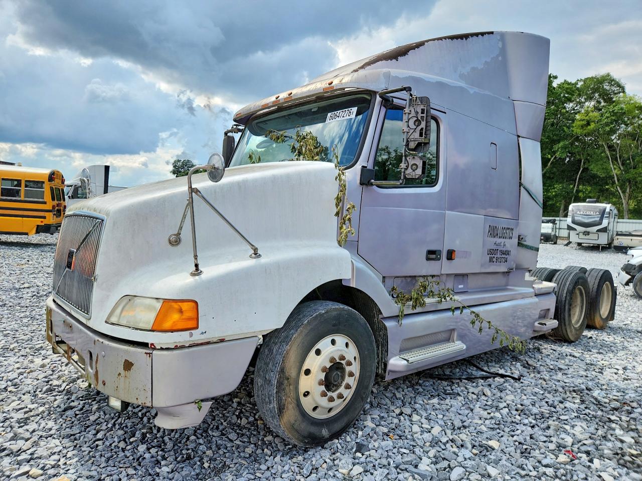 2003 VOLVO VN
