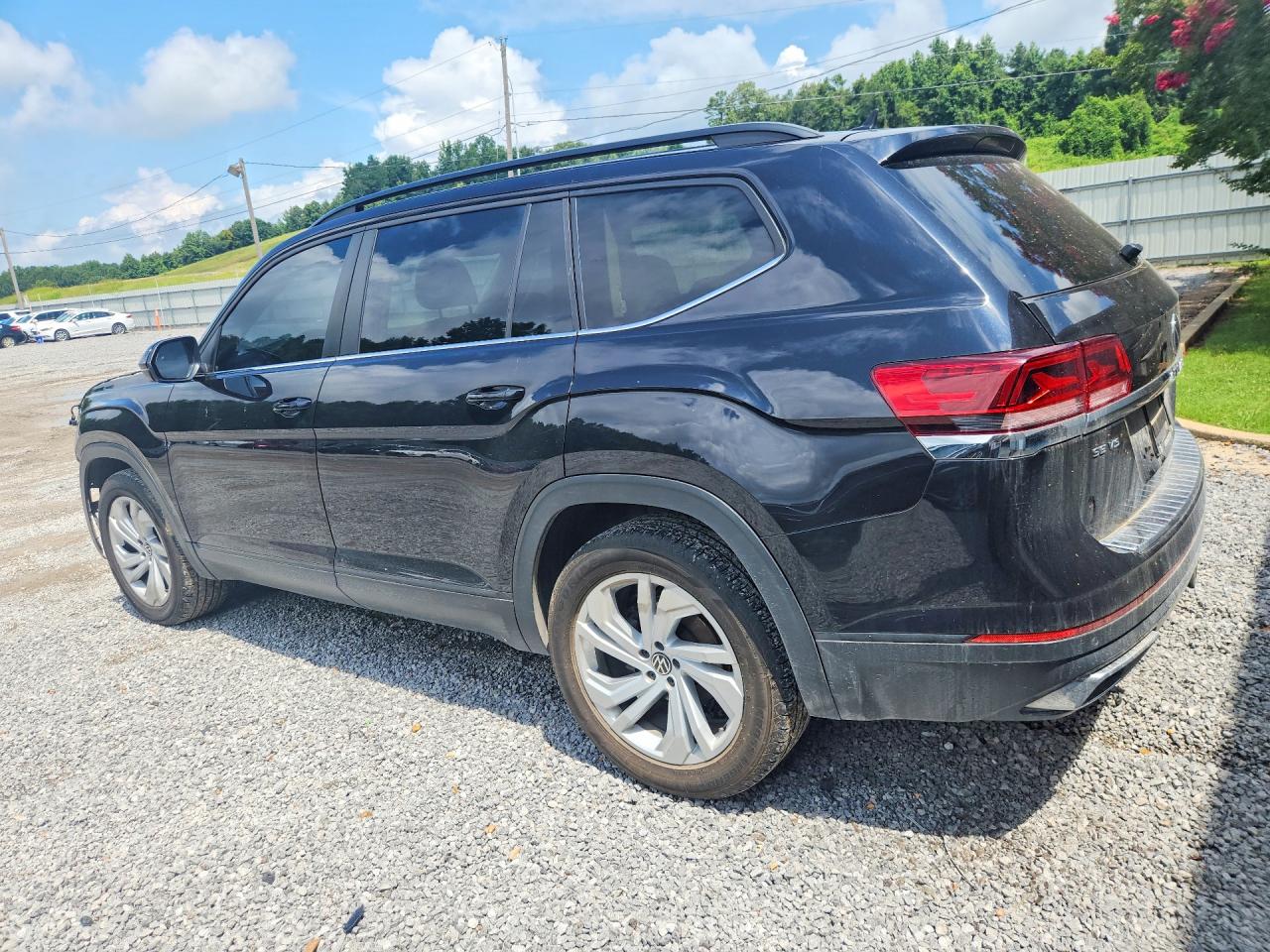 1V2WR2CA1MC536054 · 2021 VOLKSWAGEN ATLAS · 2/14