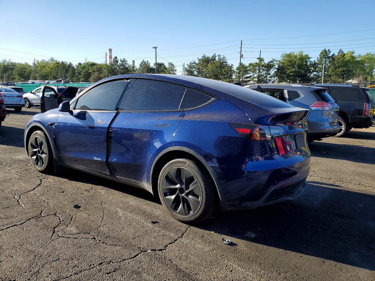 5YJYGDEE7MF302192 · 2021 TESLA MODEL Y · 2/12