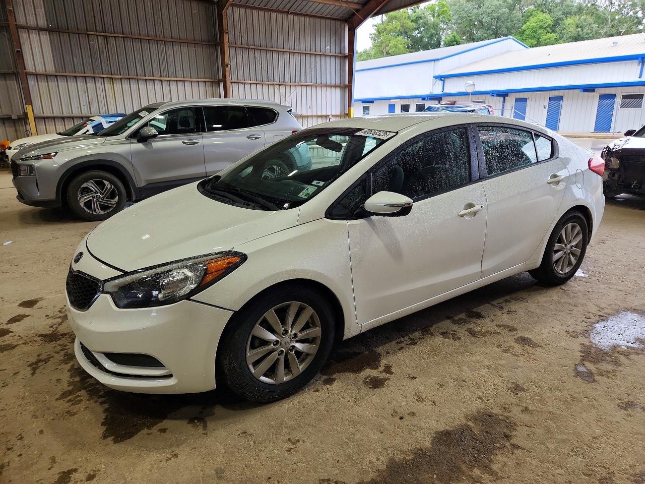 KNAFX4A65G5607893 · 2016 KIA FORTE