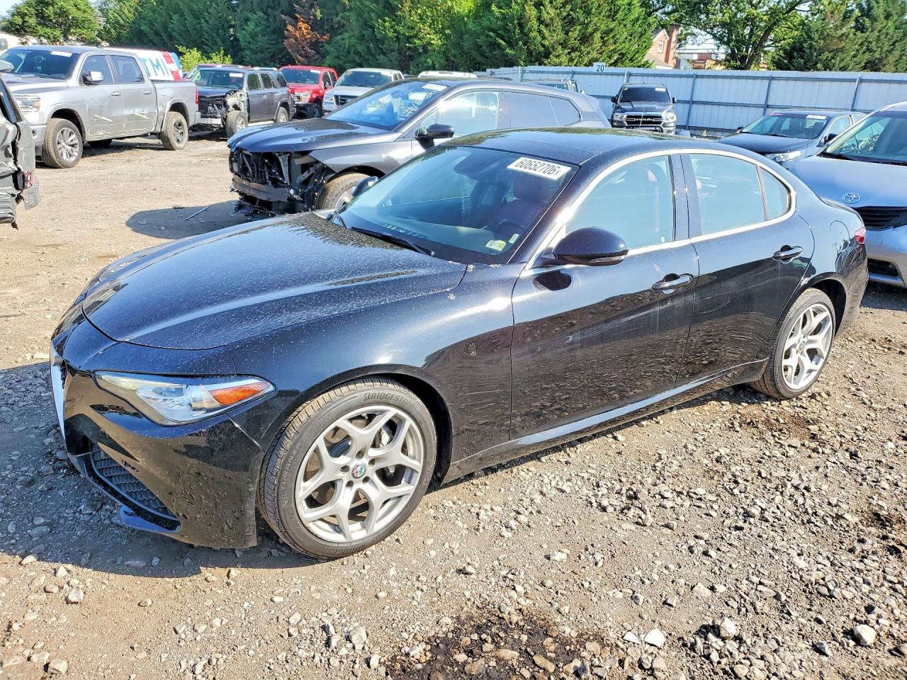 ZARFAEEN3J7593960 · 2018 ALFA ROMEO GIULIA