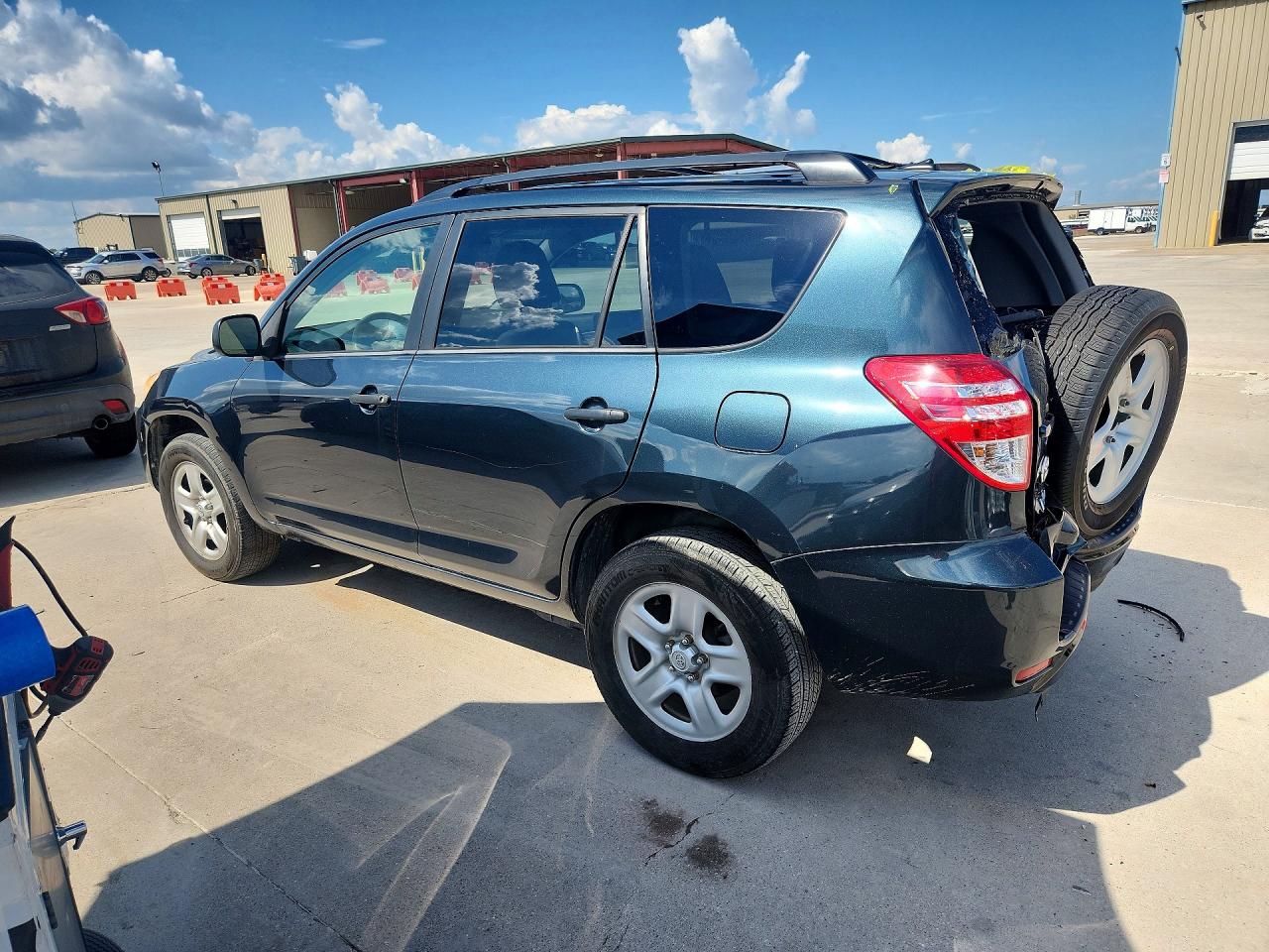 2T3ZF4DV5CW153671 · 2012 TOYOTA RAV4 · 2/13