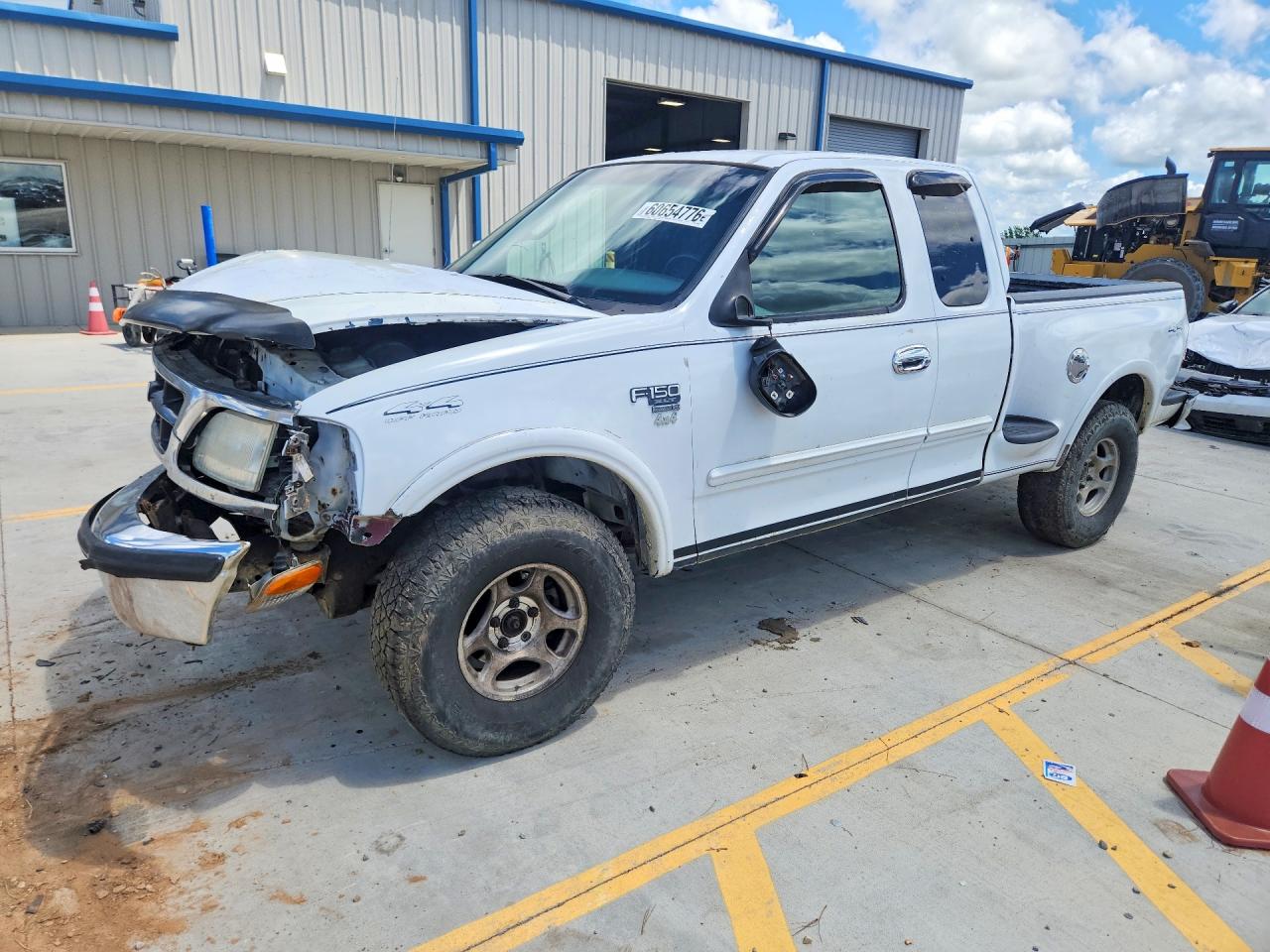 2FTRX08L9YCA28997 · 2000 FORD F150