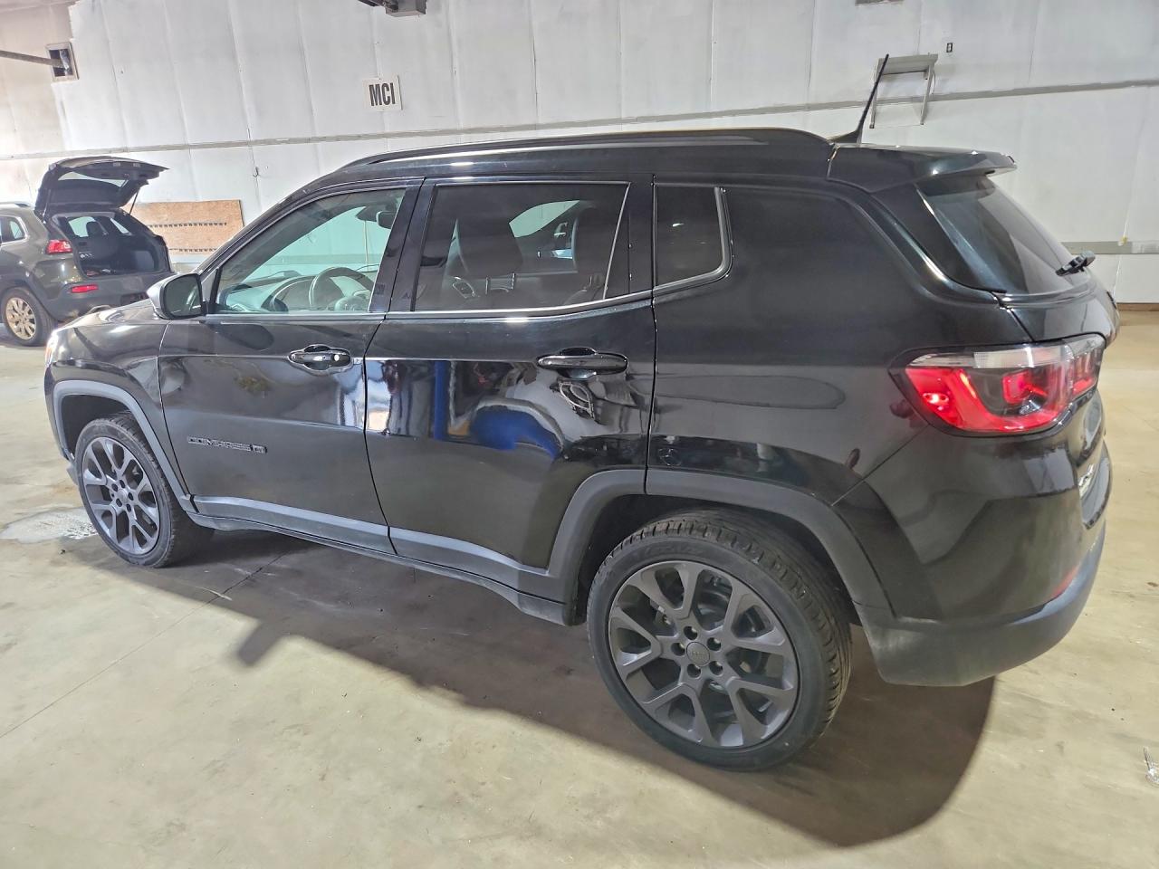 3C4NJDEB4MT529934 · 2021 JEEP COMPASS · 2/12