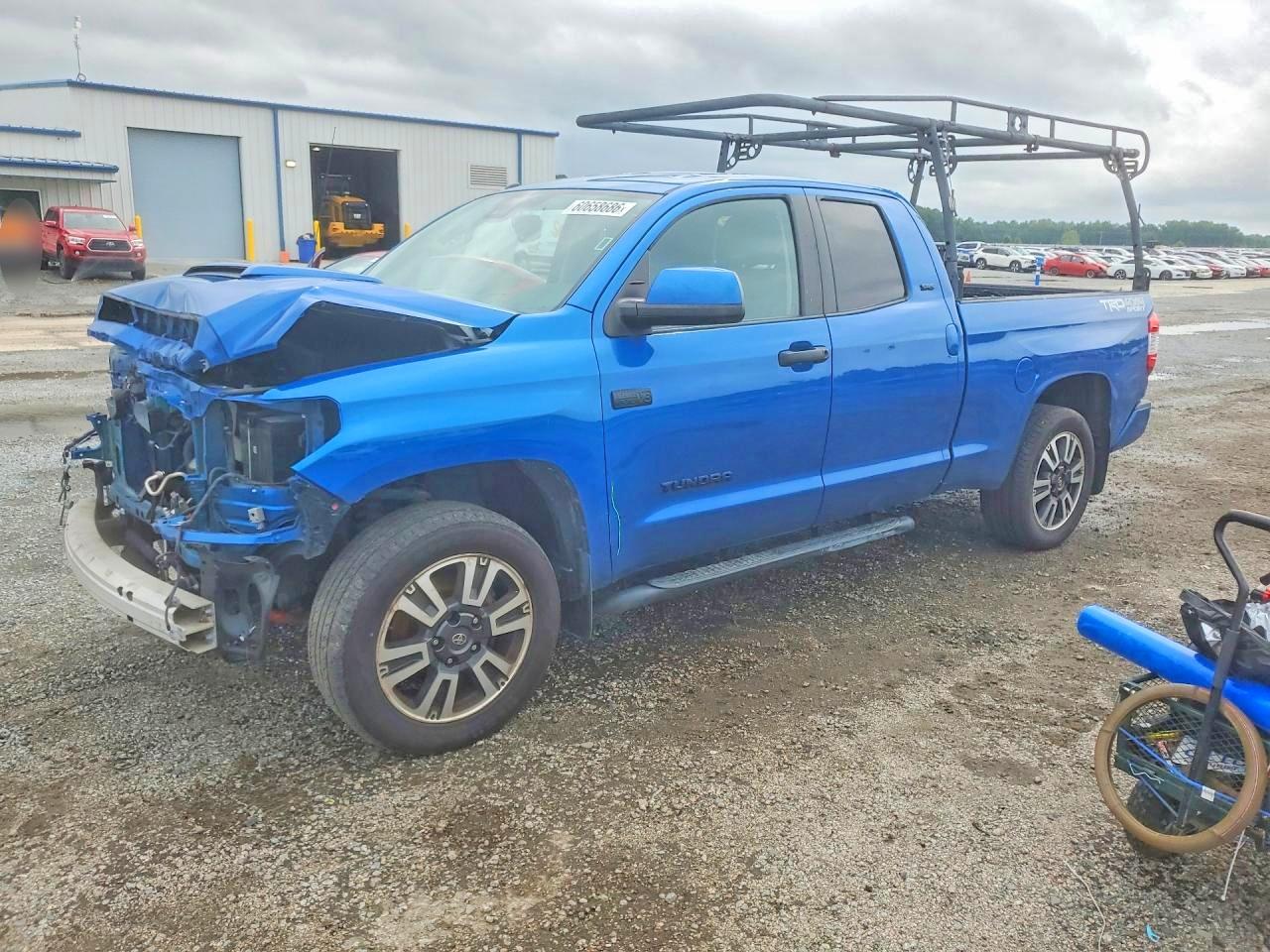 5TFUY5F1XJX754331 · 2018 TOYOTA TUNDRA