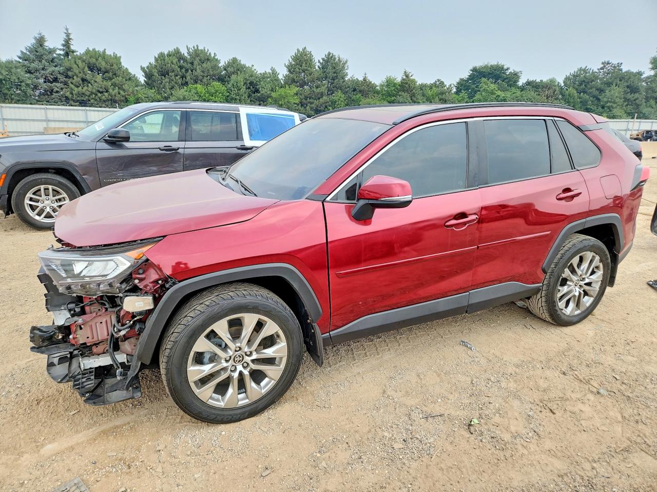 2T3A1RFV0MW211810 · 2021 TOYOTA RAV4