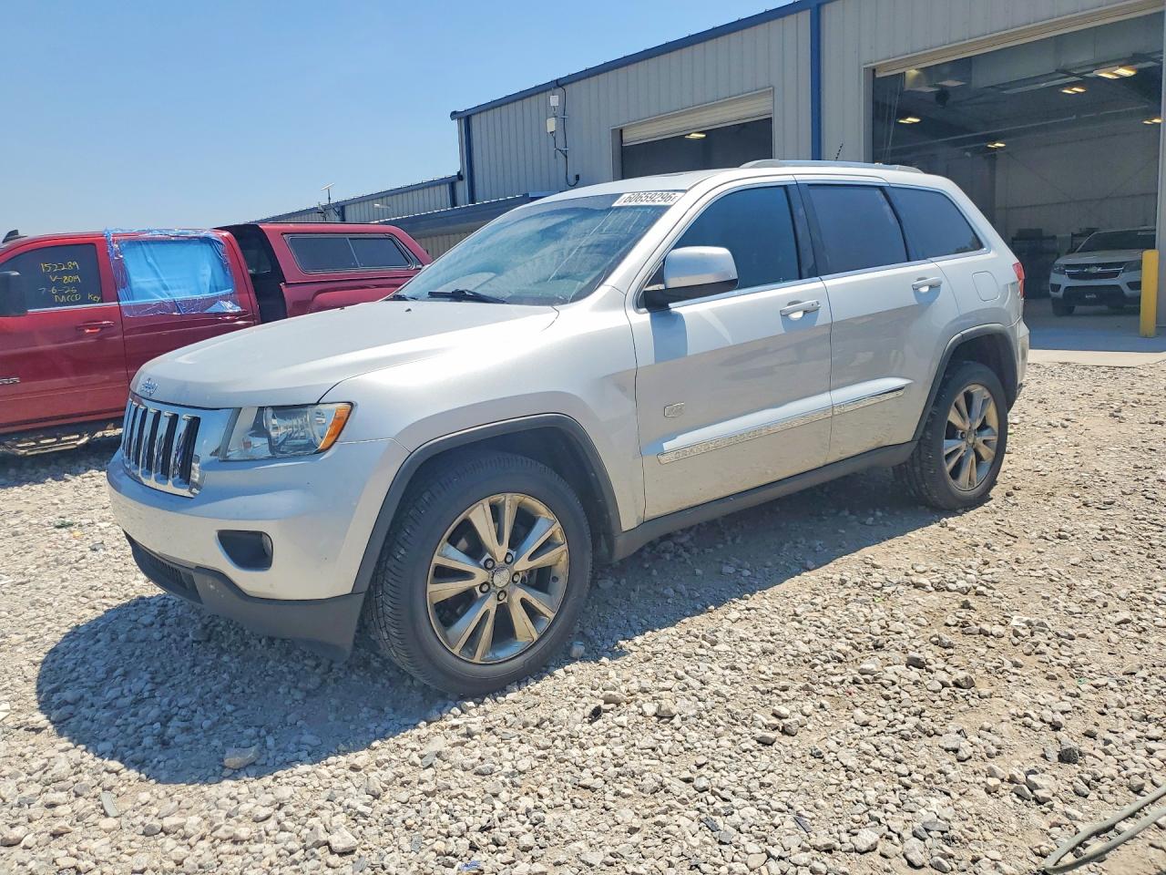 1J4RR4GG9BC673792 · 2011 JEEP GRAND CHEROKEE
