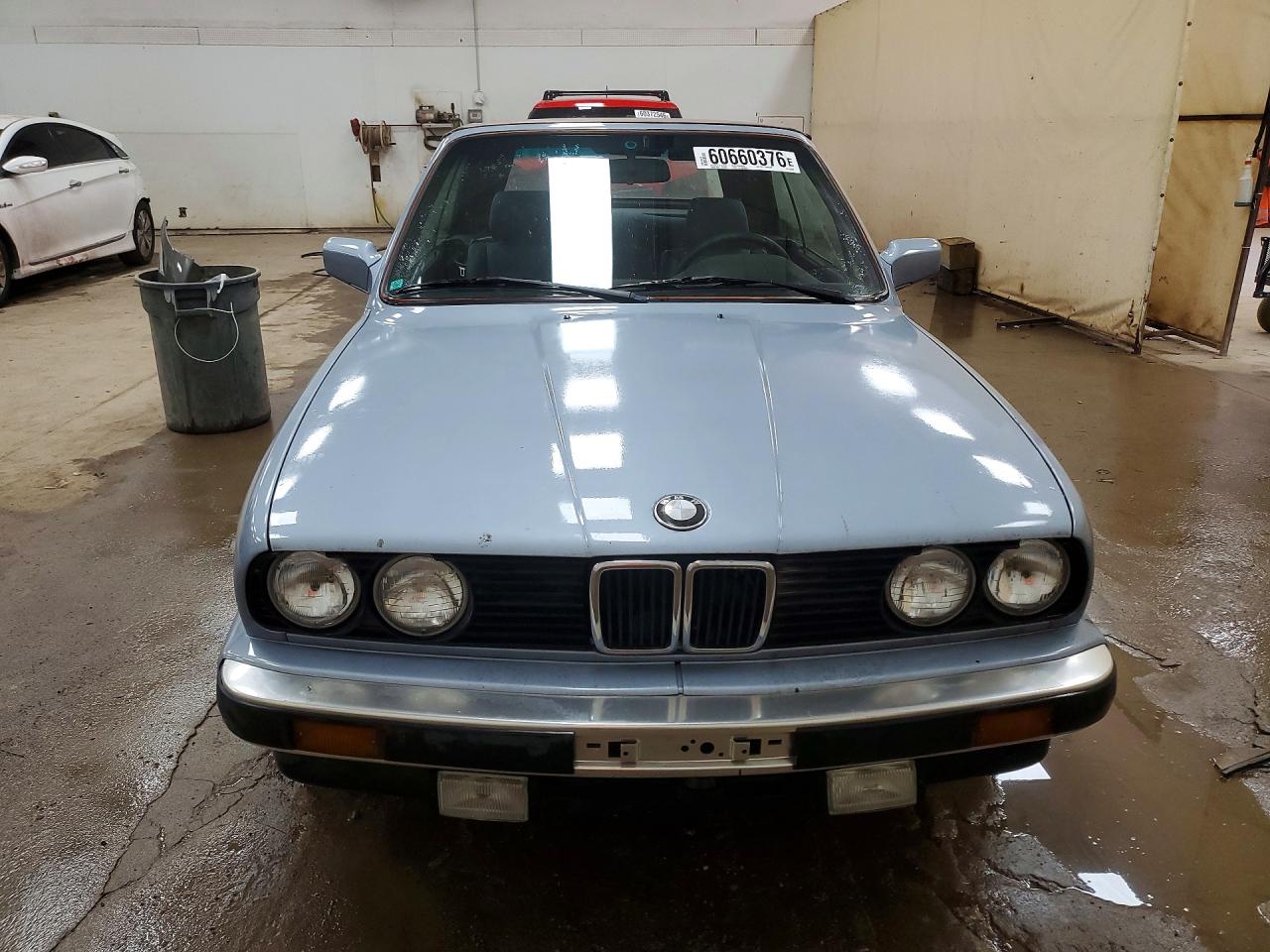 WBABB2316LEC23136 · 1990 BMW 325 · 5/12