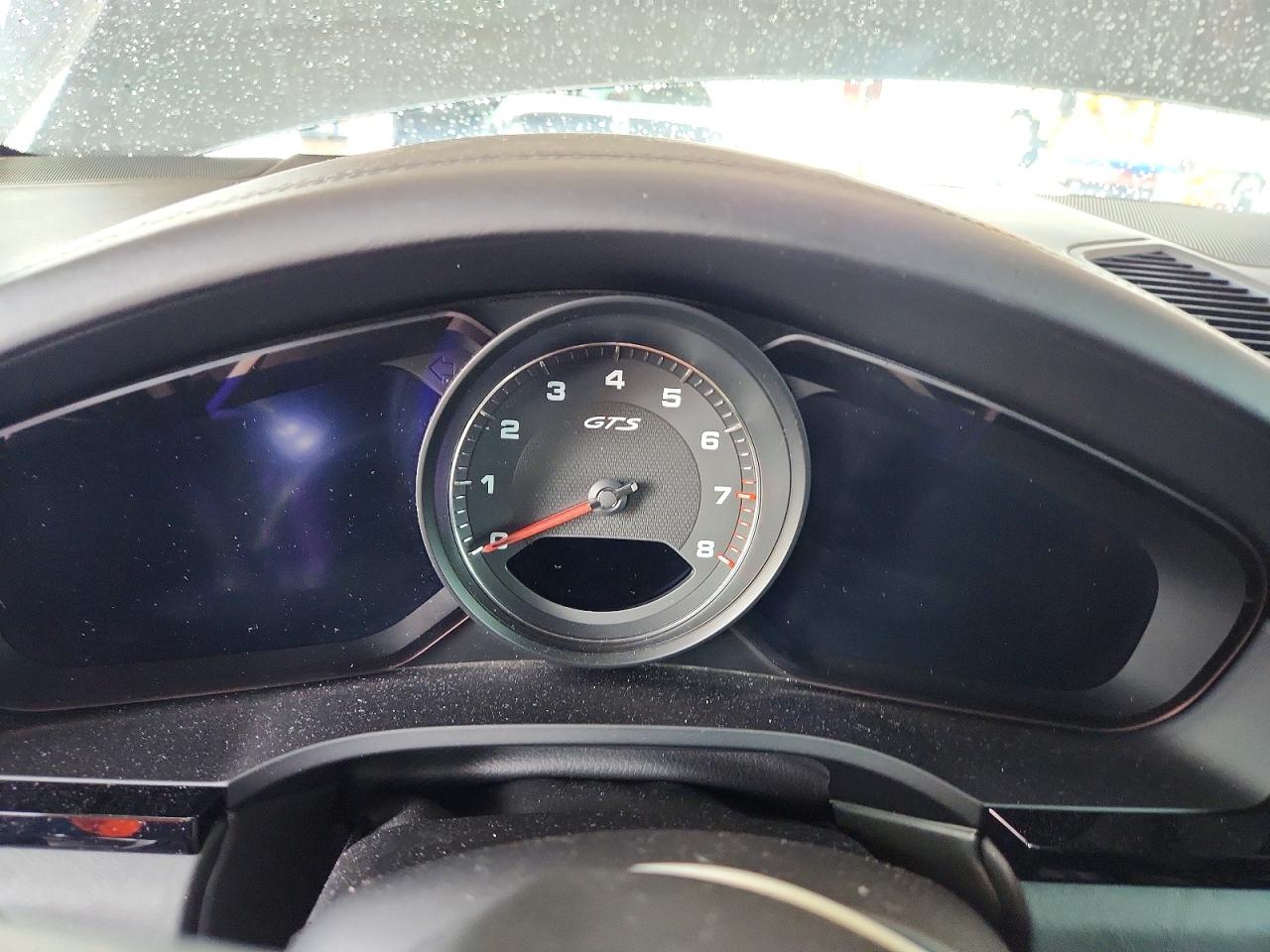 WP1AG2AY1MDA33179 · 2021 PORSCHE CAYENNE · 9/13