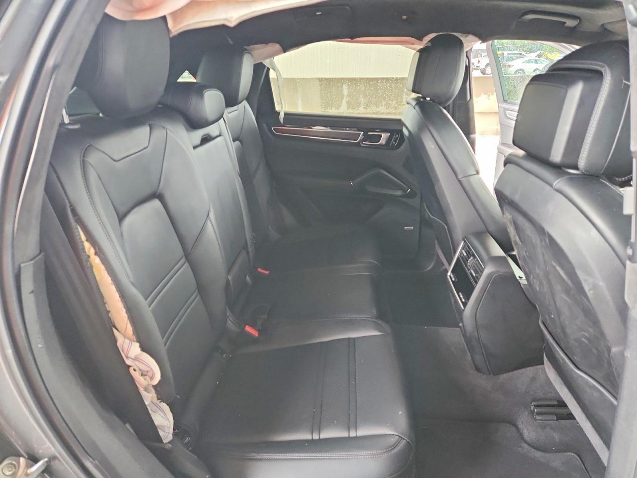 WP1AG2AY1MDA33179 · 2021 PORSCHE CAYENNE · 11/13