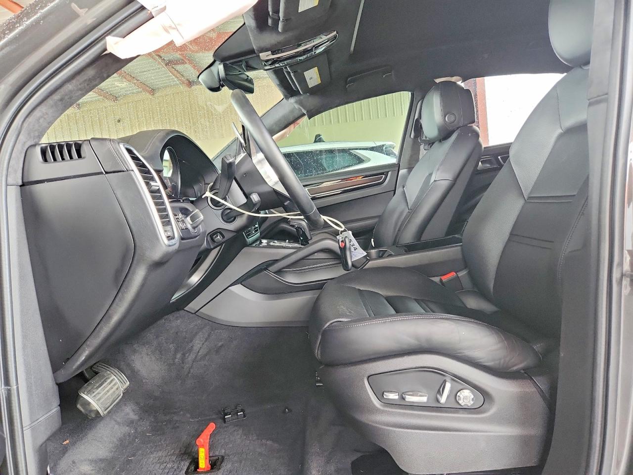 WP1AG2AY1MDA33179 · 2021 PORSCHE CAYENNE · 7/13