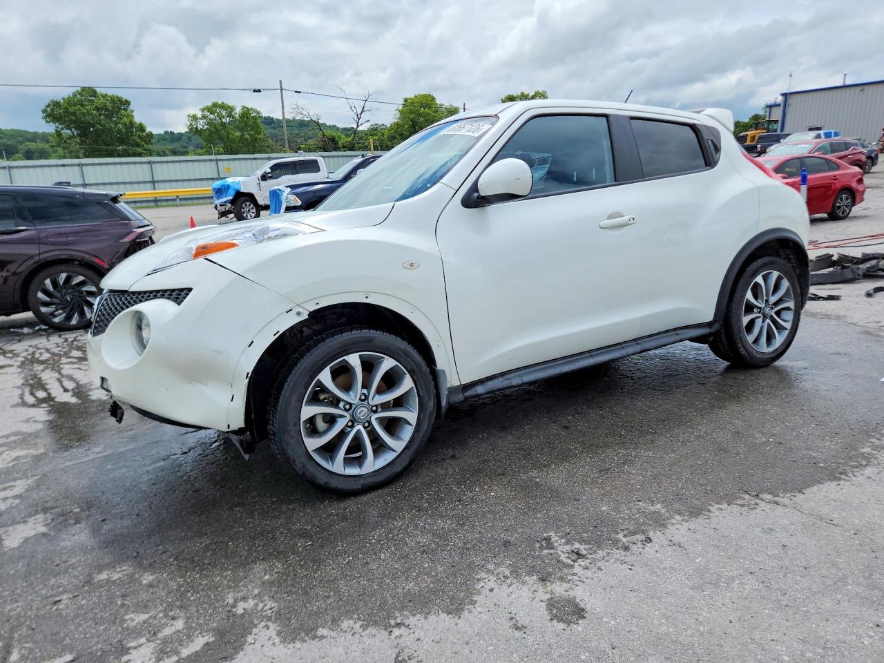JN8AF5MR1DT208373 · 2013 NISSAN JUKE