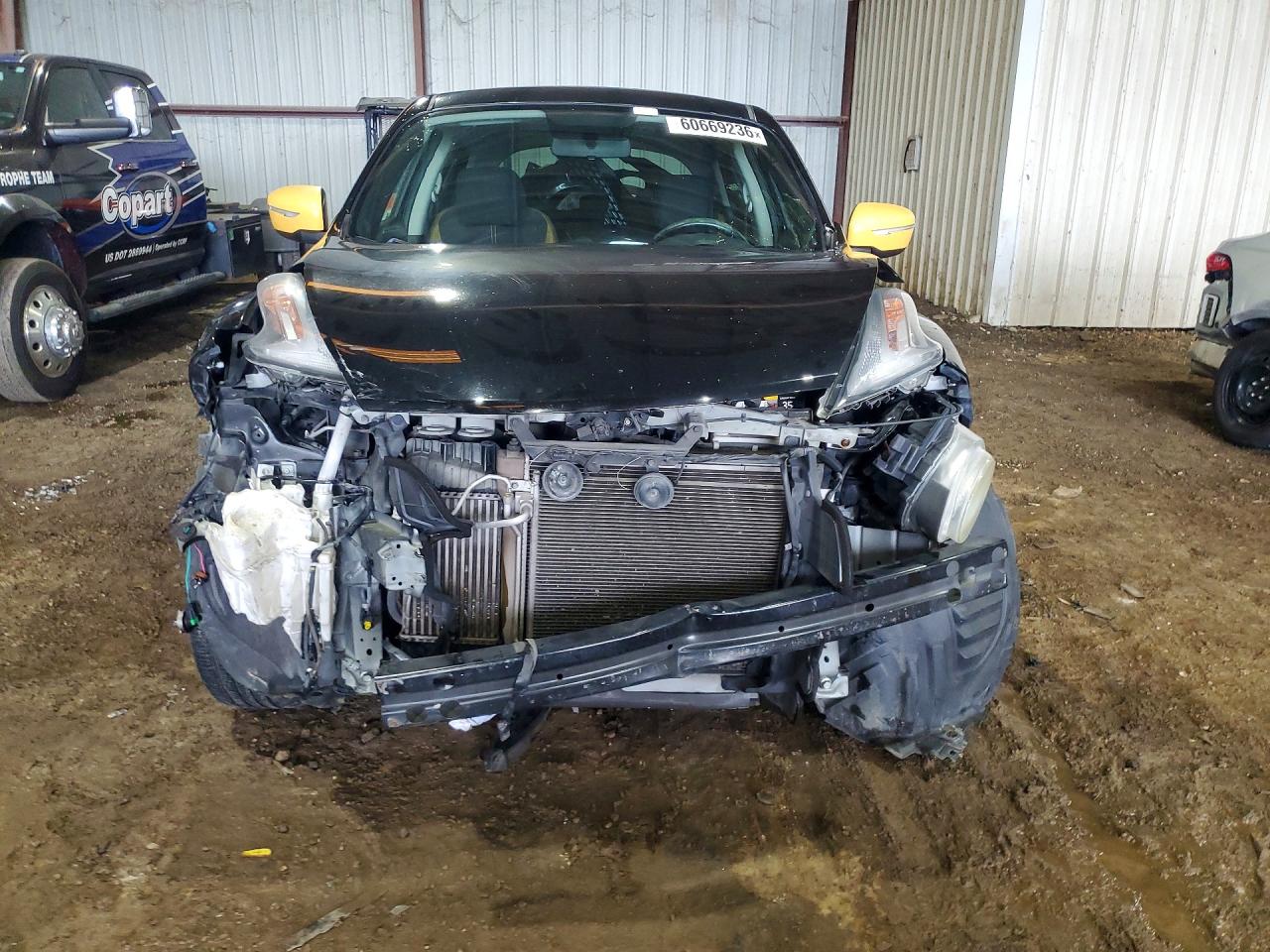 JN8AF5MR3GT603093 · 2016 NISSAN JUKE · 5/13