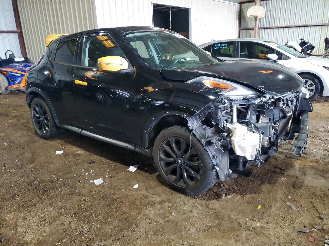 JN8AF5MR3GT603093 · 2016 NISSAN JUKE · 4/13