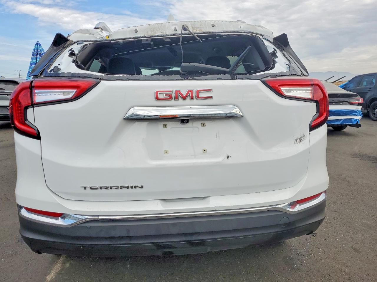 3GKALPEGXRL181302 · 2024 GMC TERRAIN · 6/14