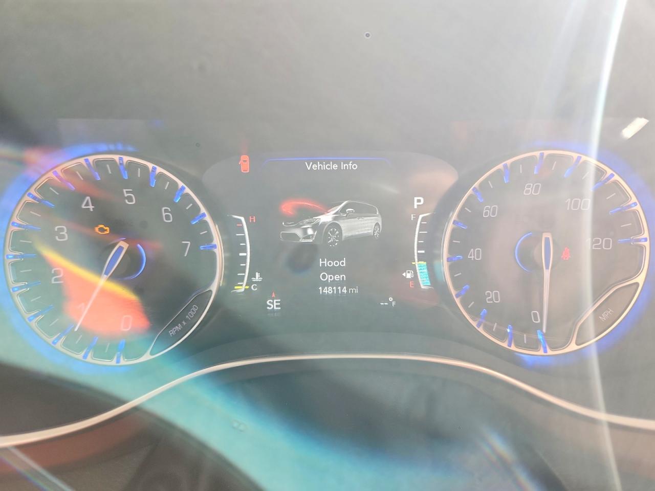2C4RC1EGXHR514546 · 2017 CHRYSLER PACIFICA · 9/14