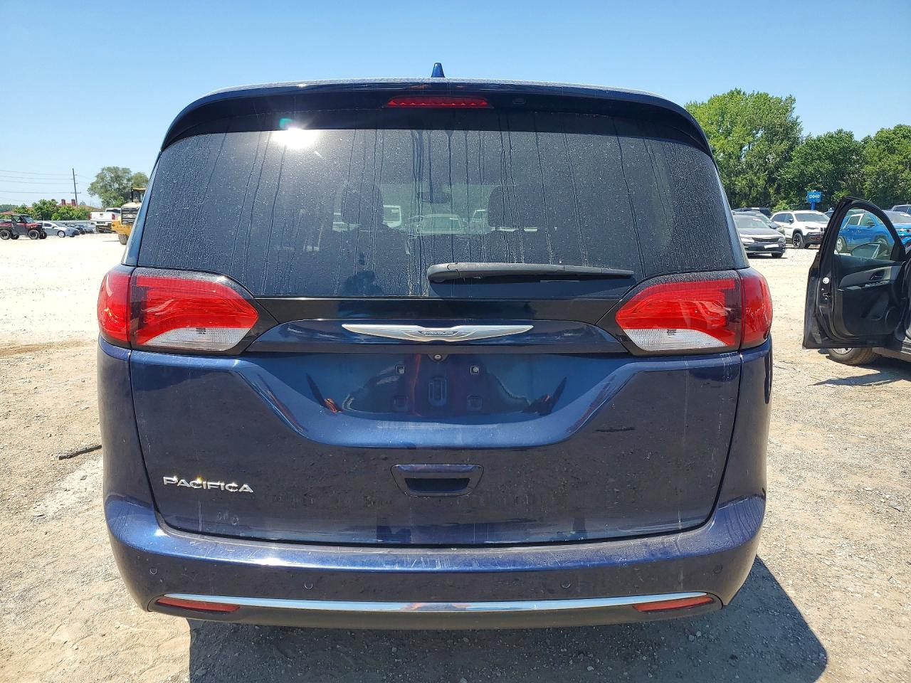 2C4RC1EGXHR514546 · 2017 CHRYSLER PACIFICA · 6/14