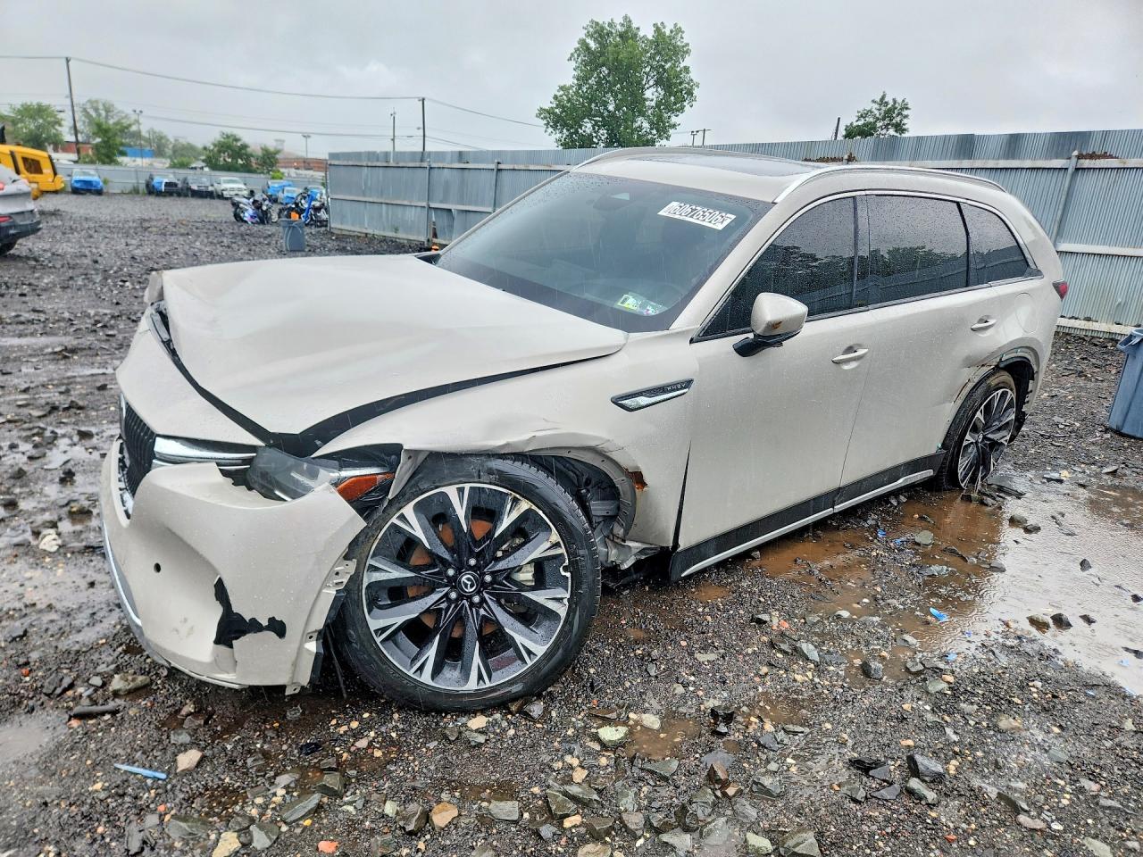 JM3KKDHAXR1157704 · 2024 MAZDA CX-90