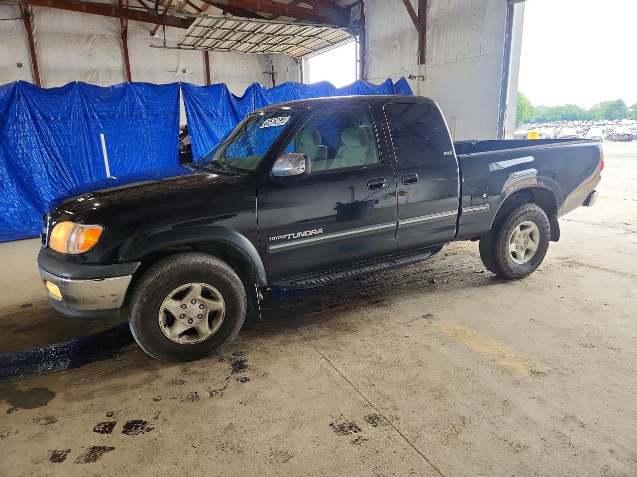5TBBT4410YS057360 · 2000 TOYOTA TUNDRA