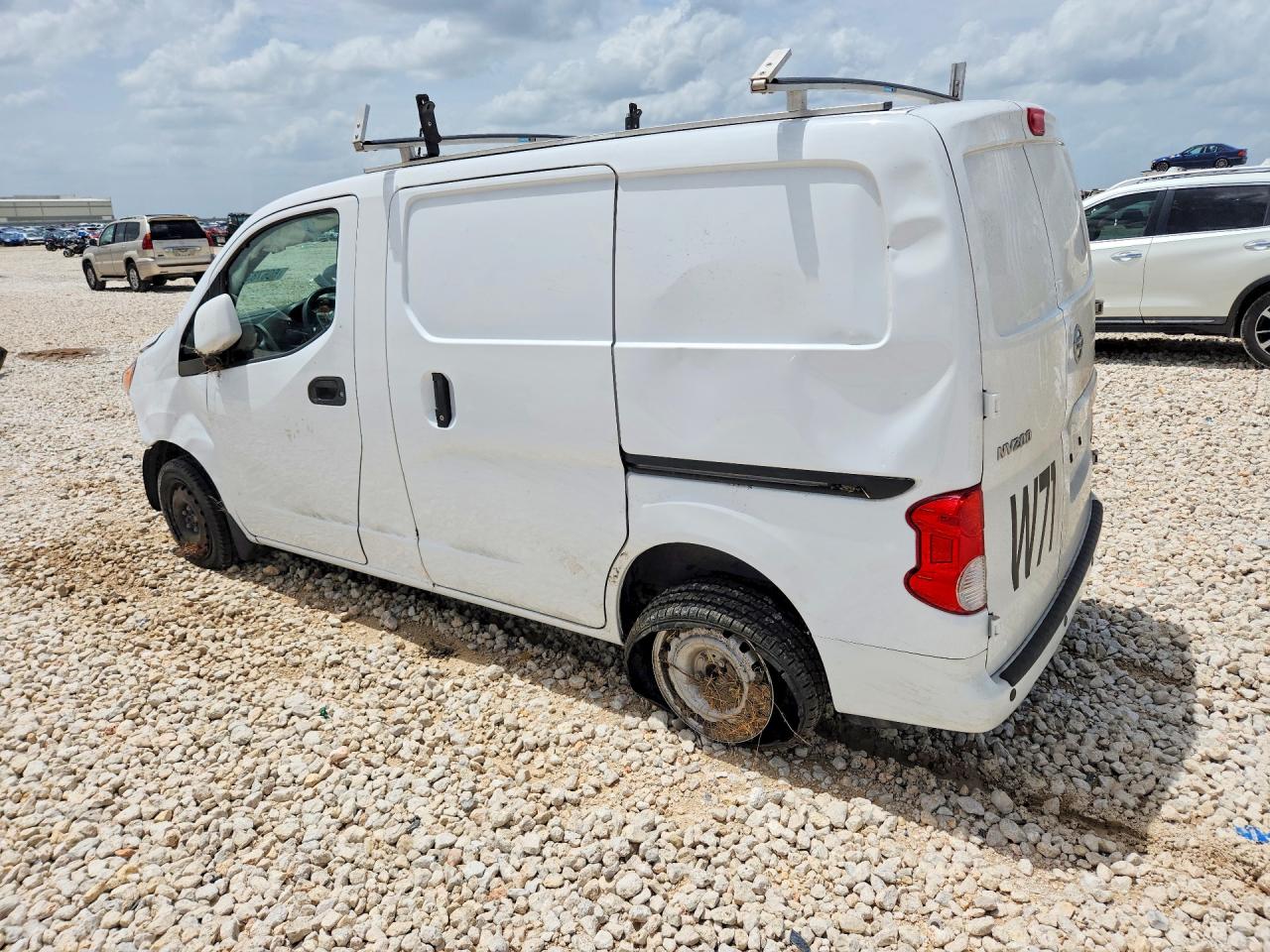 3N6CM0KN2MK697385 · 2021 NISSAN NV200 · 2/13