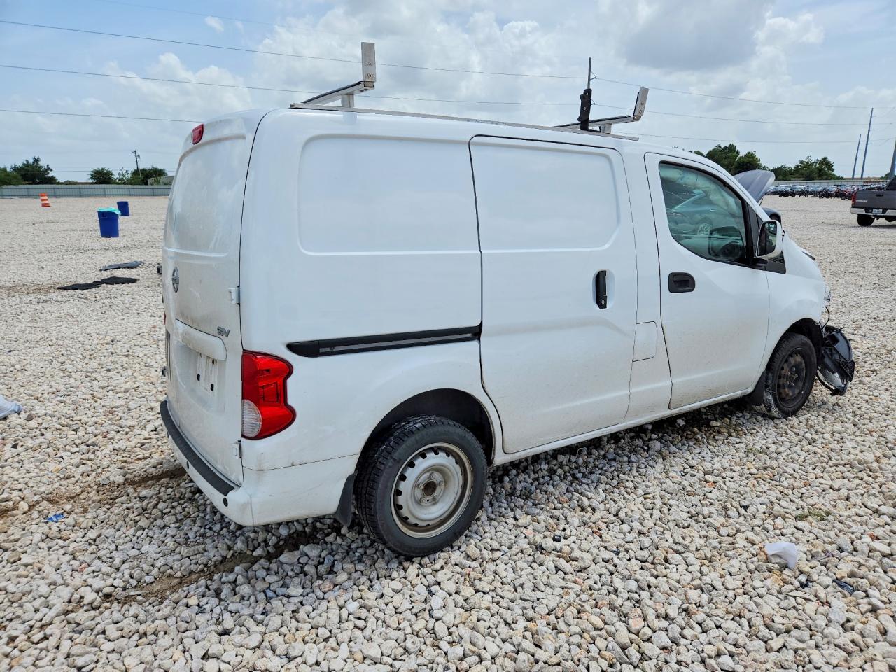 3N6CM0KN2MK697385 · 2021 NISSAN NV200 · 3/13