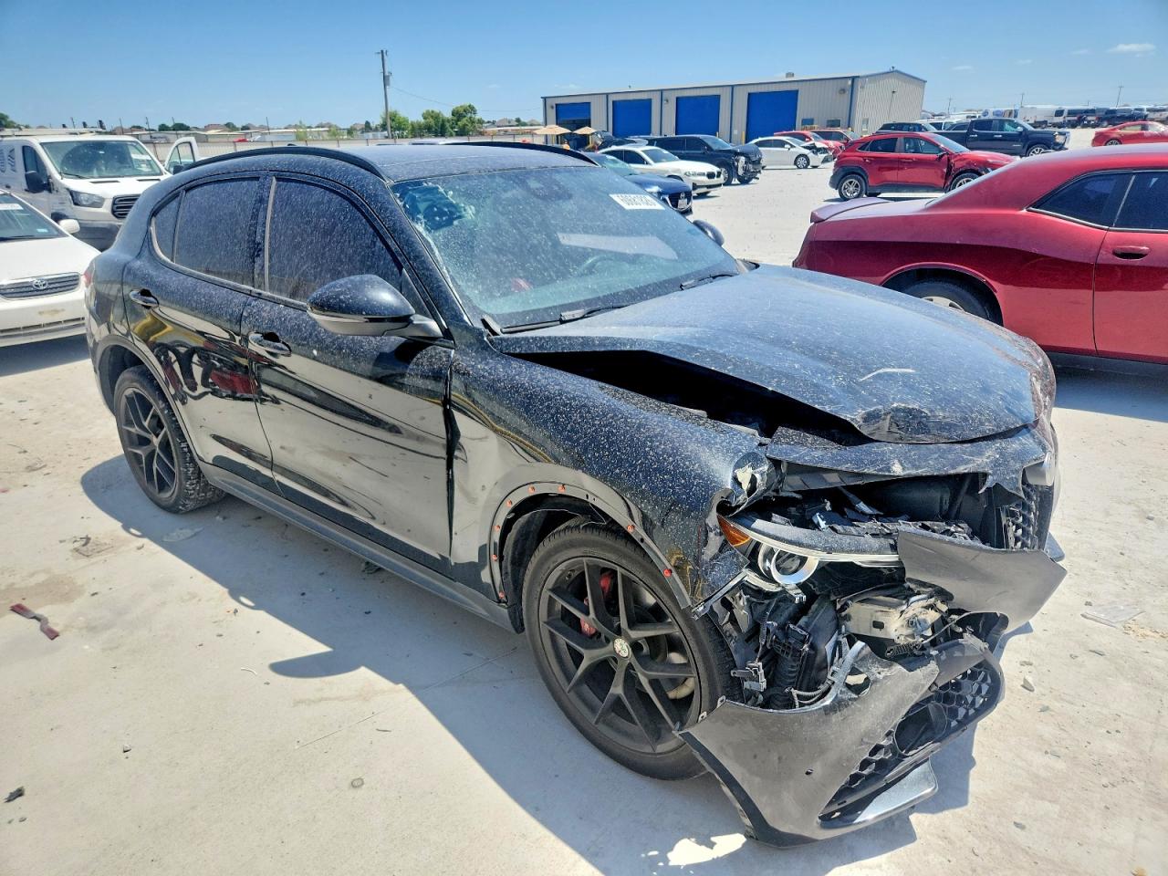 ZASFAKNN8J7B91335 · 2018 ALFA ROMEO STELVIO