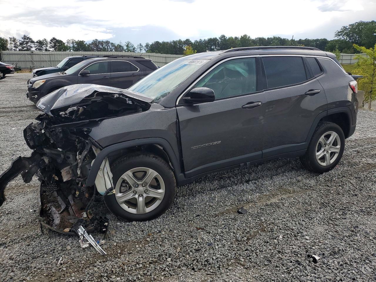 3C4NJDBN0PT523776 · 2023 JEEP COMPASS