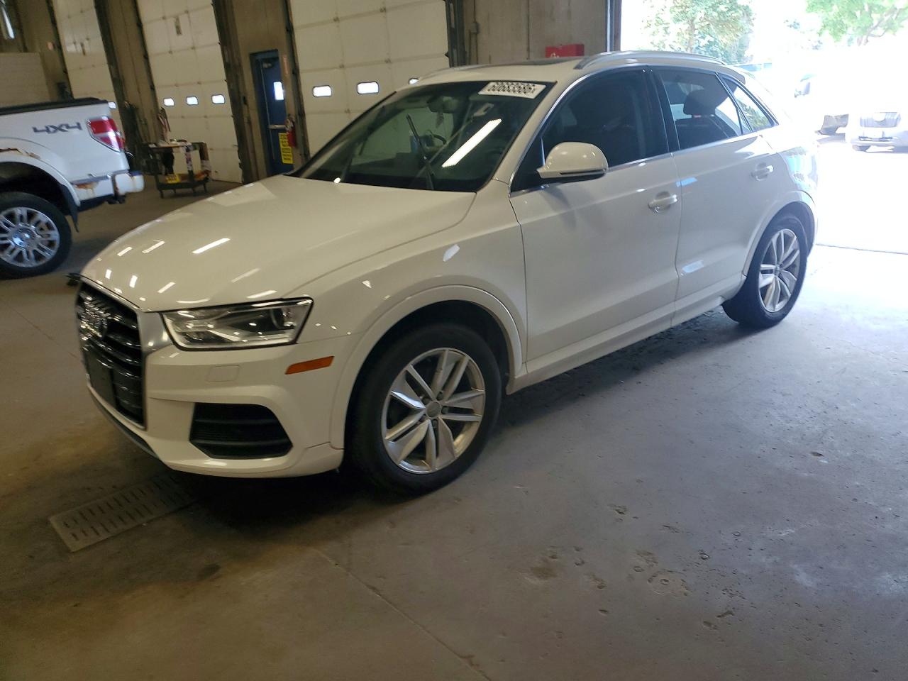 WA1EFCFS2GR020331 · 2016 AUDI Q3