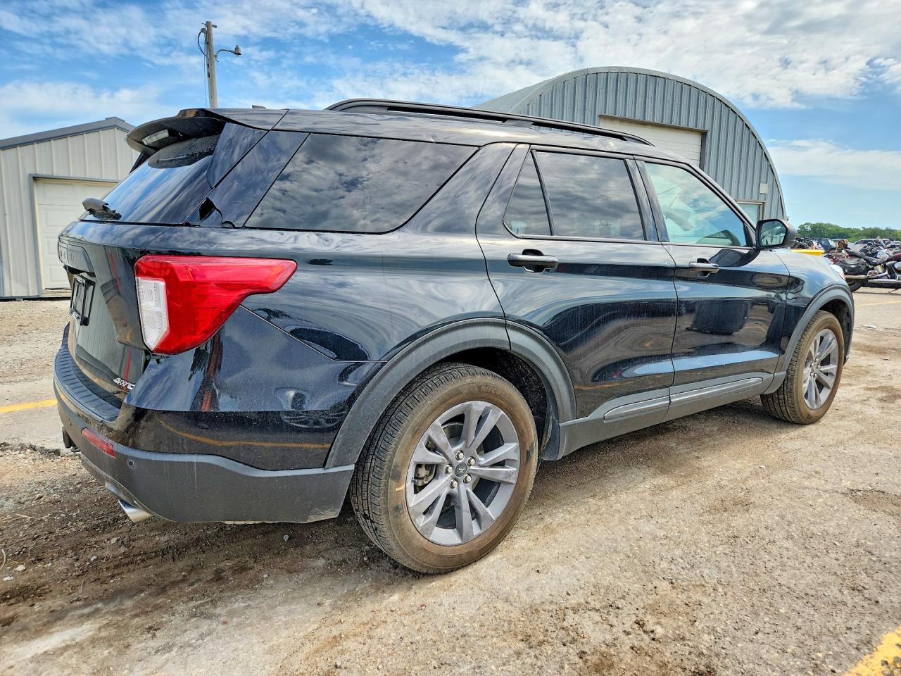 1FMSK8DH3MGB41204 · 2021 FORD EXPLORER · 3/13