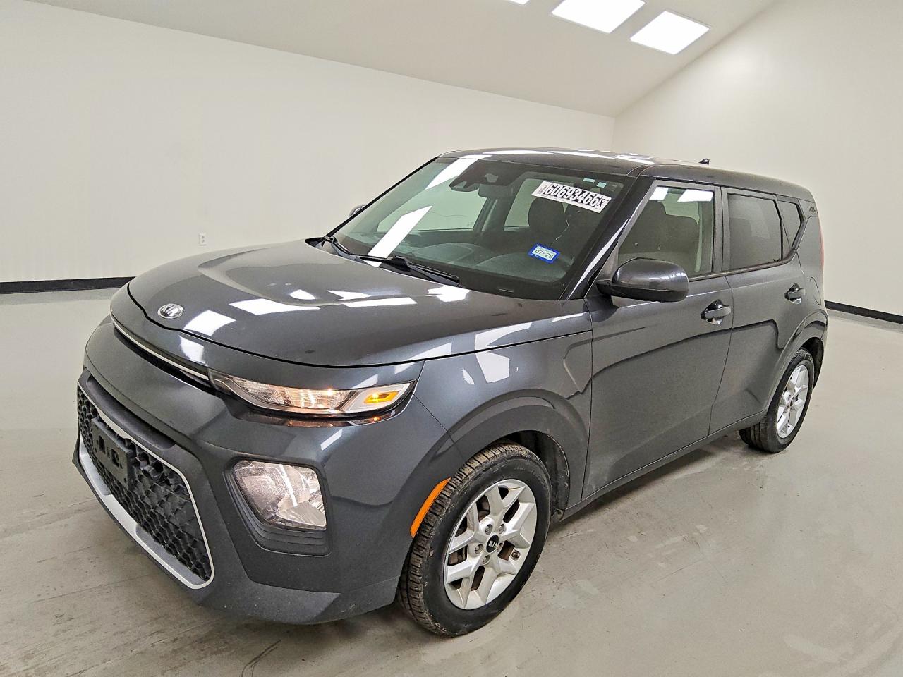 KNDJ23AU7M7747688 · 2021 KIA SOUL