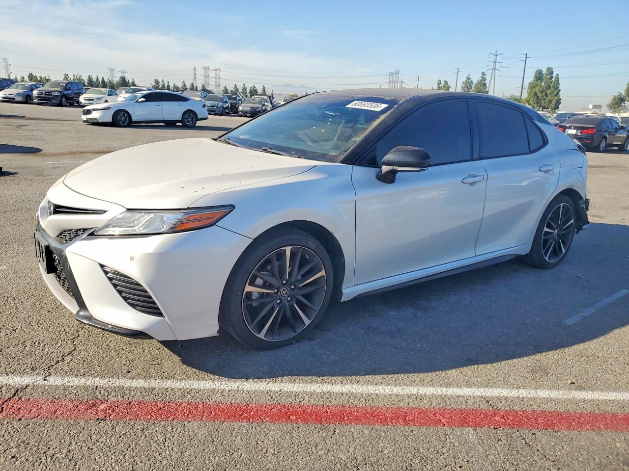 4T1B61HK9JU141769 · 2018 TOYOTA CAMRY