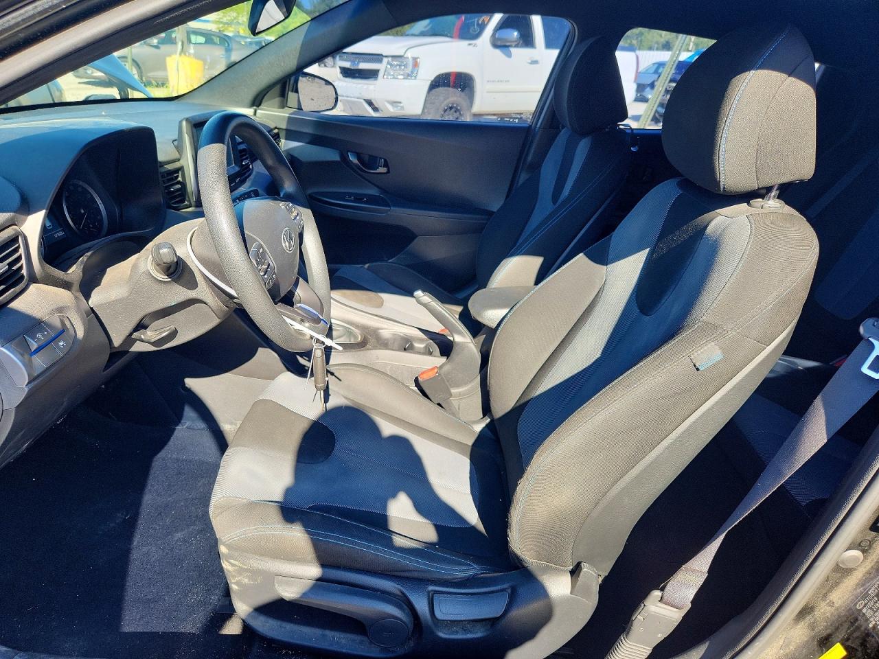 KMHTG6AF3KU008292 · 2019 HYUNDAI VELOSTER · 7/13