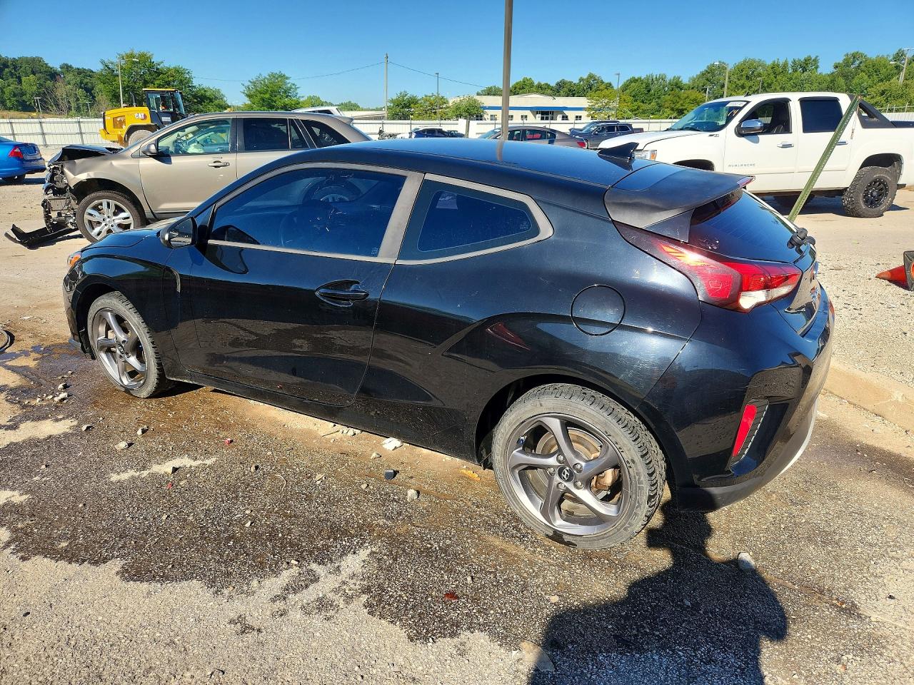 KMHTG6AF3KU008292 · 2019 HYUNDAI VELOSTER · 2/13