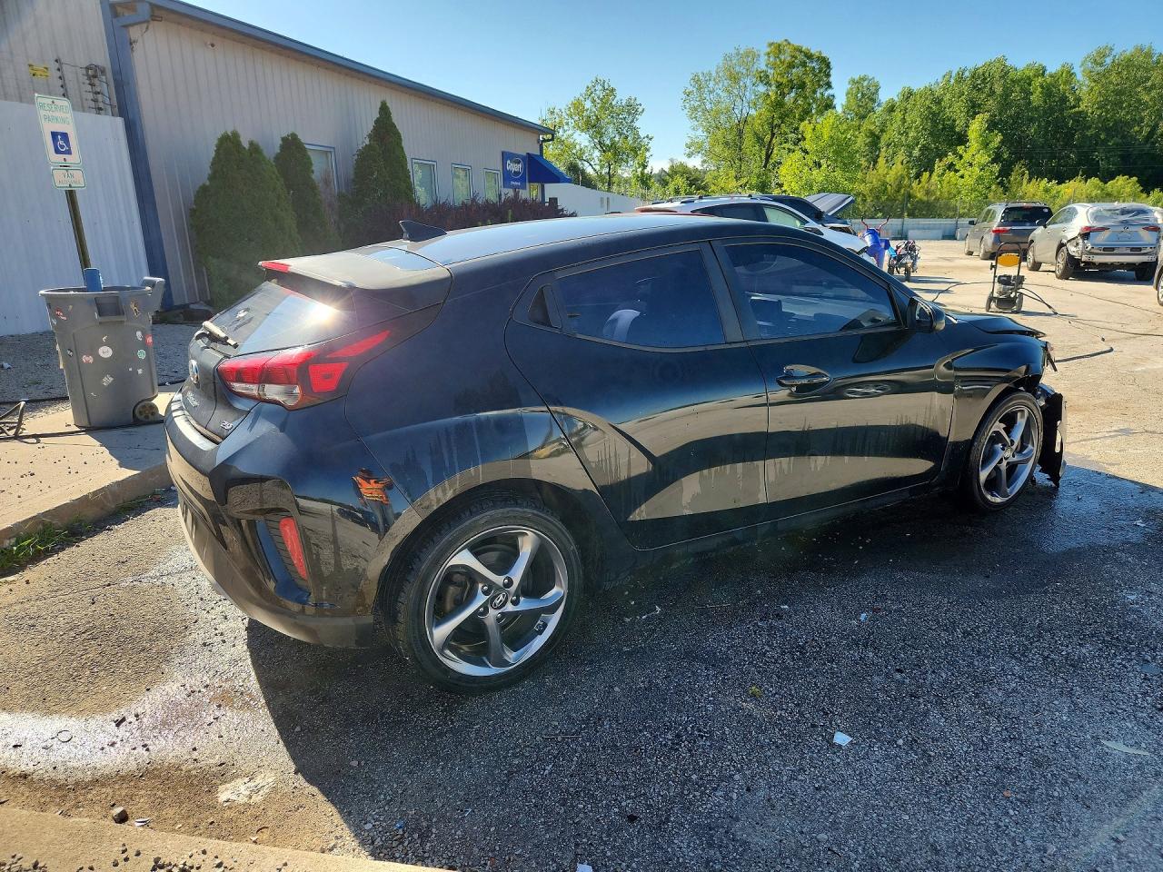 KMHTG6AF3KU008292 · 2019 HYUNDAI VELOSTER · 3/13