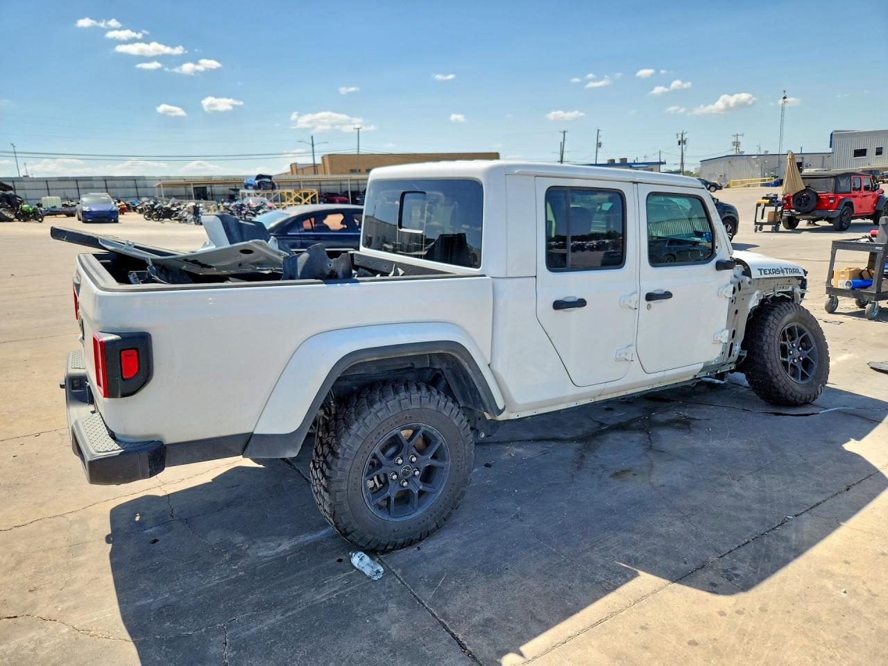 1C6HJTAG7RL133967 · 2024 JEEP GLADIATOR · 3/13